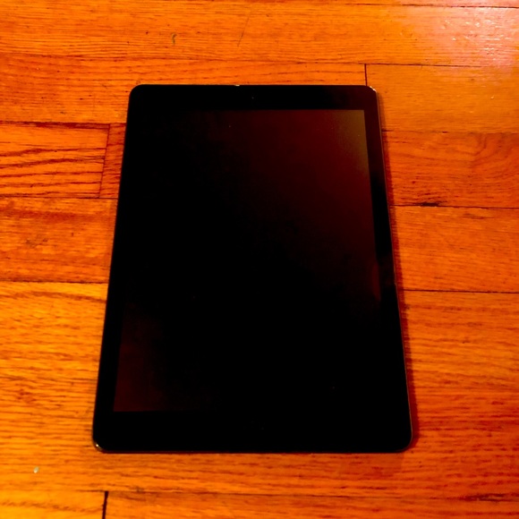 IPad Air 1 Mint Condition 32GB Original Owner